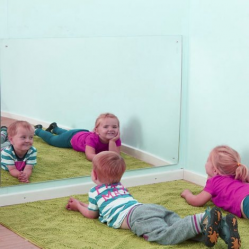 Espejo Montessori 66x100 cm