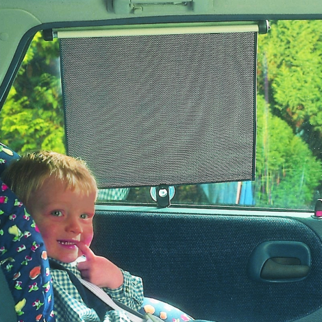 Cortinilla-de-coche-enrollable-Clippasafe